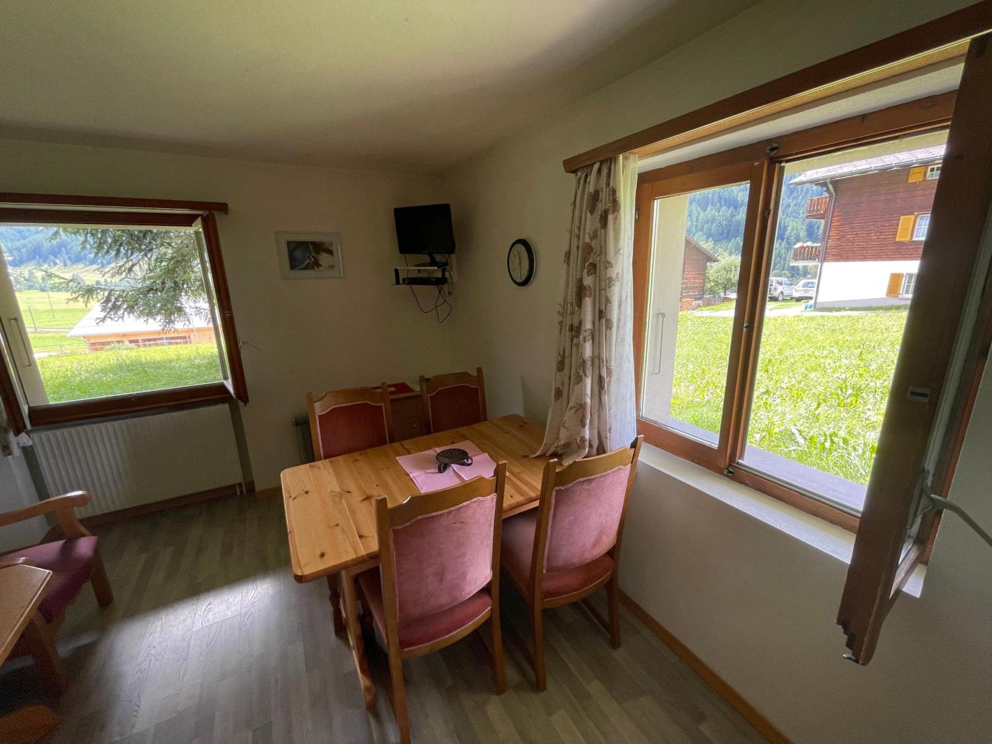 Hotel Restaurant Gommerhof Reckingen Quarto foto